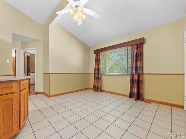 1395 Saint Anthony Lane, Florissant, MO 63033