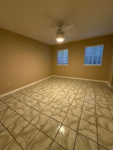 5510 Deep Forest Drive, Houston, TX 77092