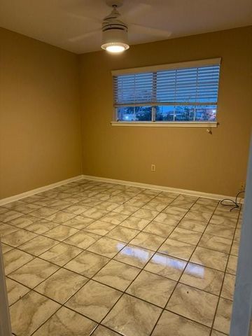 5510 Deep Forest Drive, Houston, TX 77092