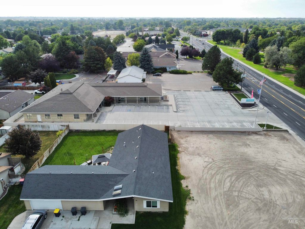 260 Falls Ave, Twin Falls, ID 83301 photo 4