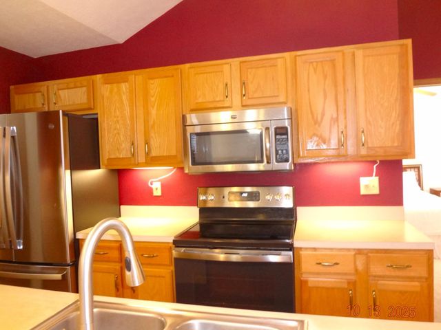 6081 Warbling Lane, Westerville, OH 43081