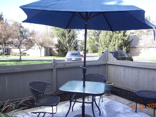 6081 Warbling Lane, Westerville, OH 43081