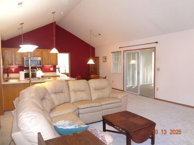 6081 Warbling Lane, Westerville, OH 43081