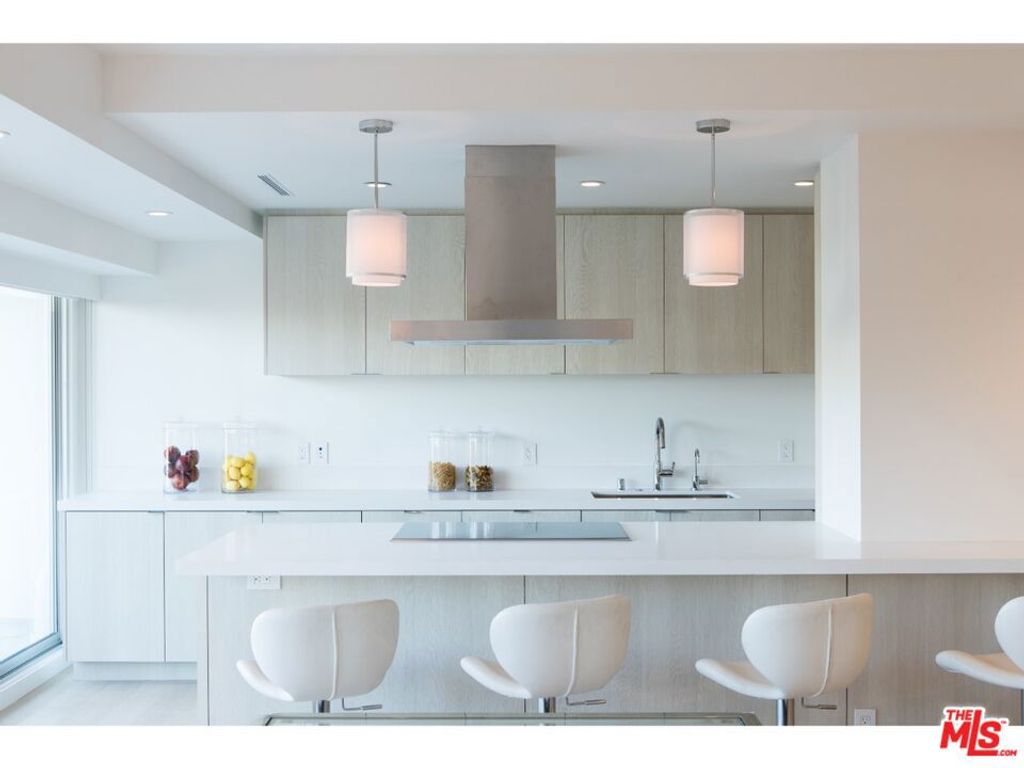 838 N Doheny Drive 302, West Hollywood, CA 90069 — photo 3