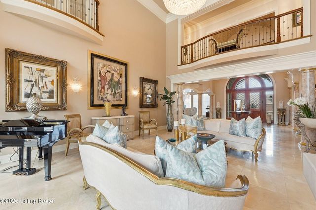 5610 Harrods Glen Dr, Louisville, KY 40059