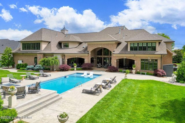 5610 Harrods Glen Dr, Louisville, KY 40059