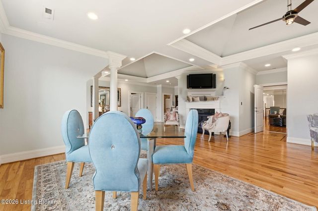 5610 Harrods Glen Dr, Louisville, KY 40059