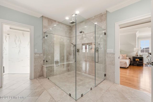 5610 Harrods Glen Dr, Louisville, KY 40059