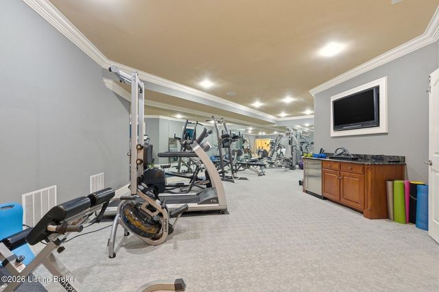 5610 Harrods Glen Dr, Louisville, KY 40059