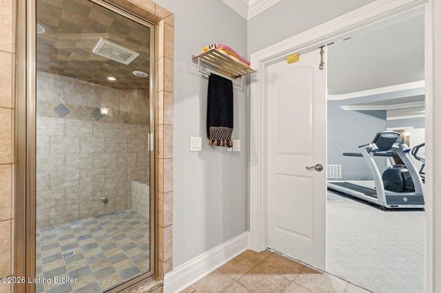 5610 Harrods Glen Dr, Louisville, KY 40059