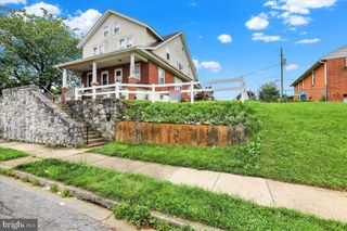 426 PARK AVE, Reading, PA 19611