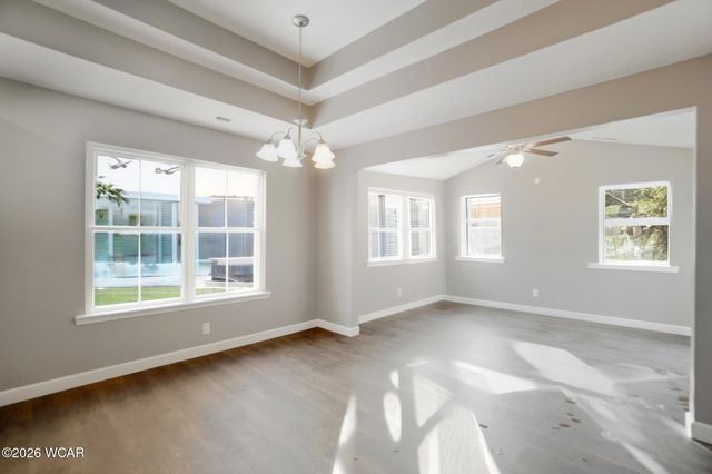 2878 Autumn Lake Drive, Lima, OH 45801