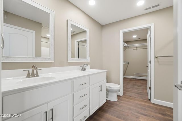 2878 Autumn Lake Drive, Lima, OH 45801