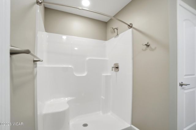 2878 Autumn Lake Drive, Lima, OH 45801