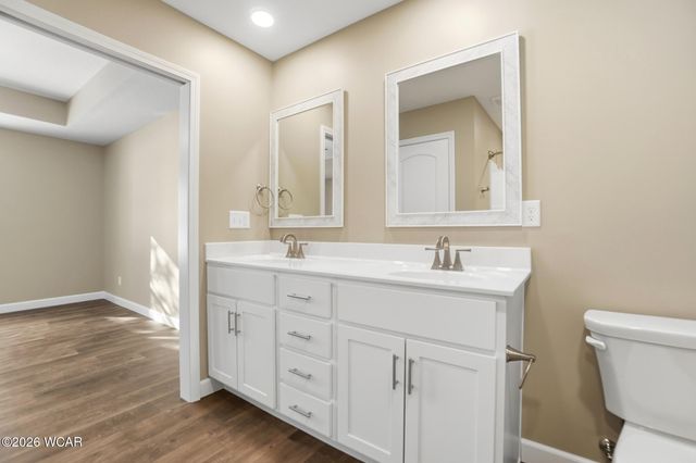 2878 Autumn Lake Drive, Lima, OH 45801