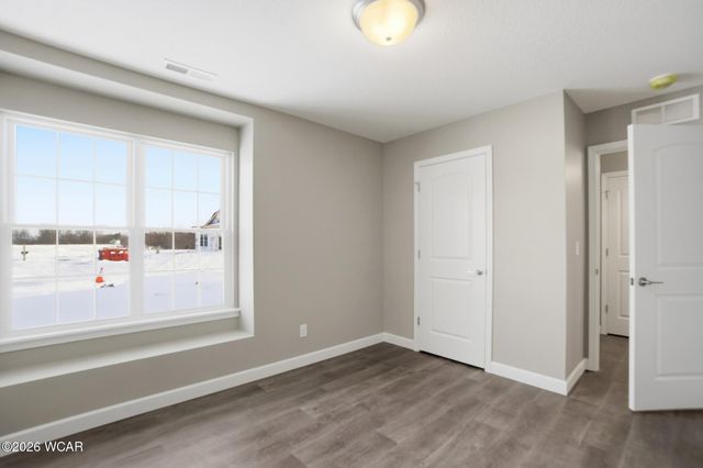 2878 Autumn Lake Drive, Lima, OH 45801