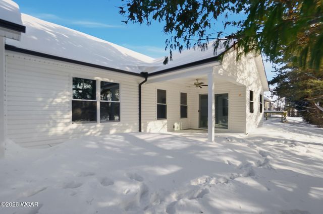 2878 Autumn Lake Drive, Lima, OH 45801