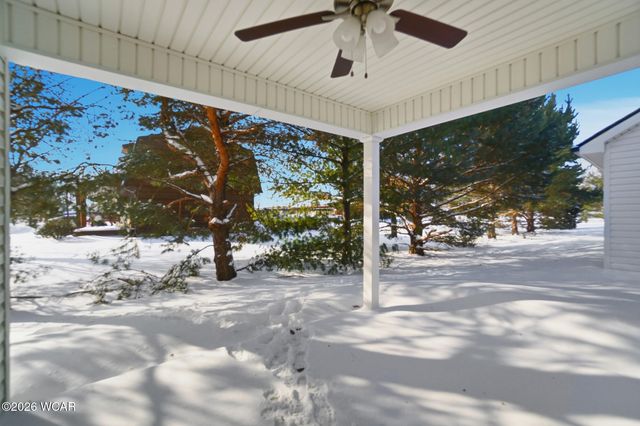 2878 Autumn Lake Drive, Lima, OH 45801