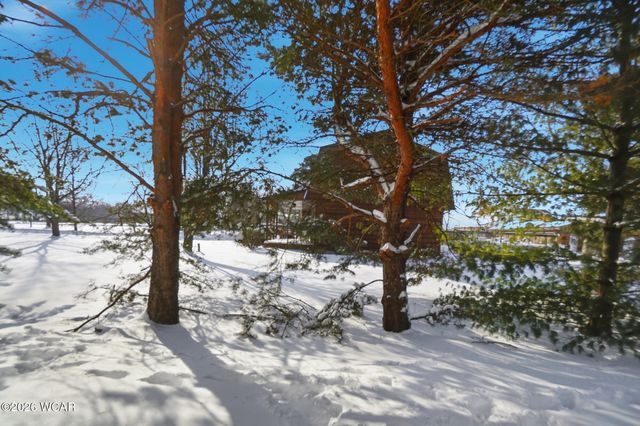 2878 Autumn Lake Drive, Lima, OH 45801