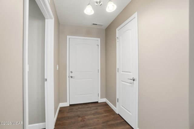 2878 Autumn Lake Drive, Lima, OH 45801