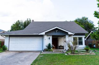 2521 Channing Drive, Grand Prairie, TX 75052