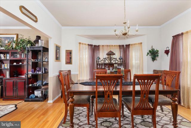 25 ENGLEWOOD TER, Martinsburg, WV 25403