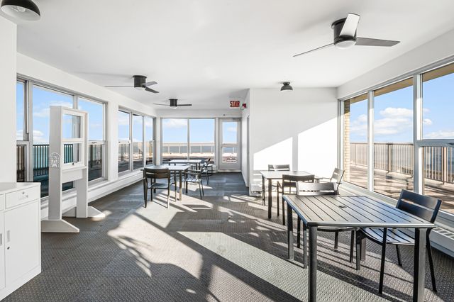 5757 N Sheridan Road 15G, Chicago, IL 60660