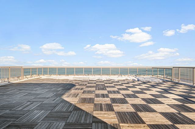 5757 N Sheridan Road 15G, Chicago, IL 60660