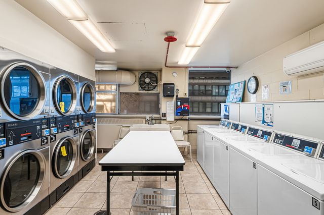 5757 N Sheridan Road 15G, Chicago, IL 60660