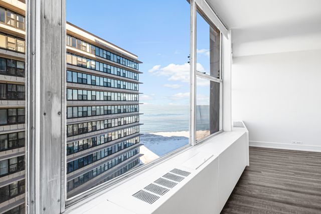 5757 N Sheridan Road 15G, Chicago, IL 60660