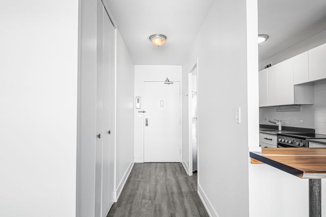 5757 N Sheridan Road 15G, Chicago, IL 60660