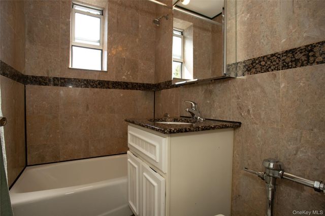 5605 31st Avenue 5, Woodside, NY 11377