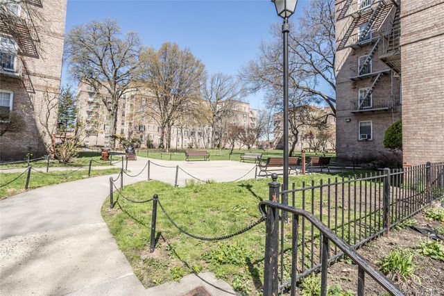 5605 31st Avenue 5, Woodside, NY 11377