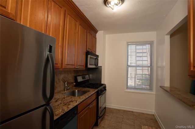 5605 31st Avenue 5, Woodside, NY 11377