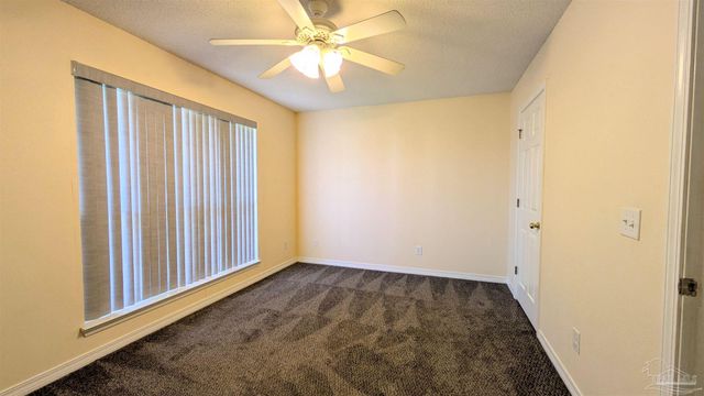 7448 Chimney Pines Dr, Pensacola, FL 32526