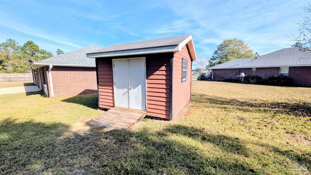 7448 Chimney Pines Dr, Pensacola, FL 32526