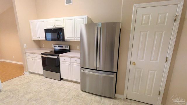 7448 Chimney Pines Dr, Pensacola, FL 32526