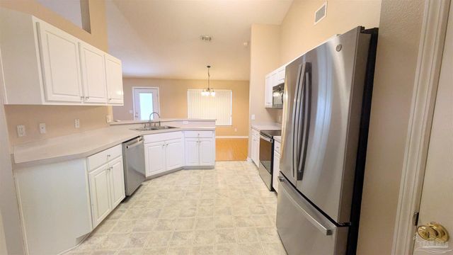 7448 Chimney Pines Dr, Pensacola, FL 32526