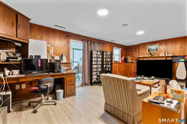 282 Hillcrest Avenue, Newington, CT 06111