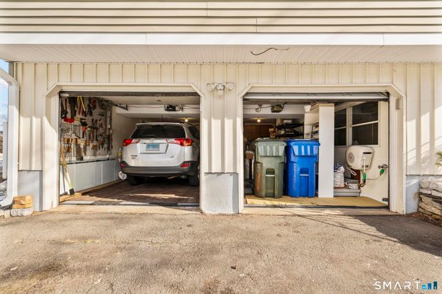 282 Hillcrest Avenue, Newington, CT 06111