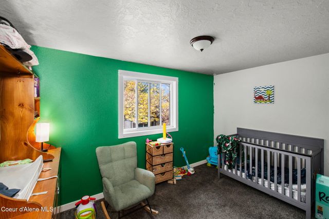 314 E Jensen Dr, Hayden, ID 83835