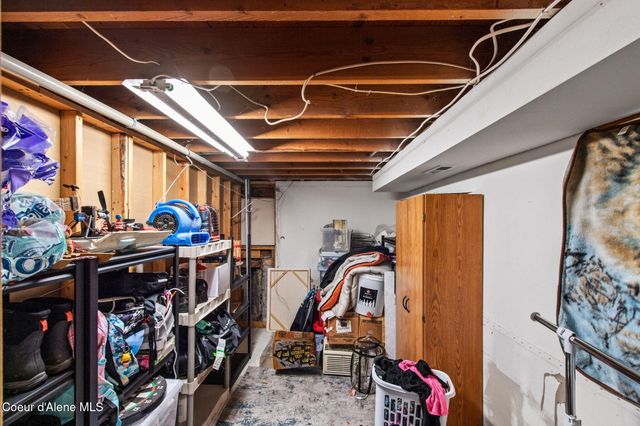 314 E Jensen Dr, Hayden, ID 83835