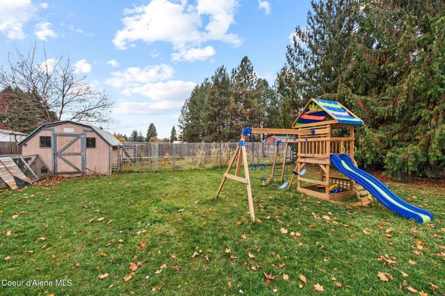 314 E Jensen Dr, Hayden, ID 83835