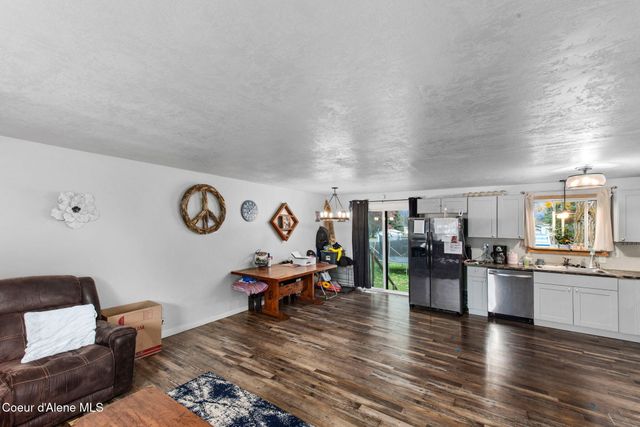 314 E Jensen Dr, Hayden, ID 83835