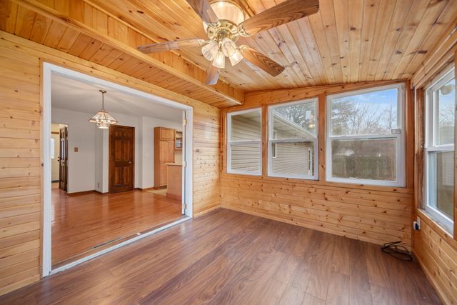 4272 N Michael Place N, Michigan City, IN 46360