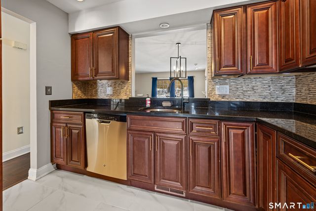 2 Brentwood Drive 2, Wallingford, CT 06492