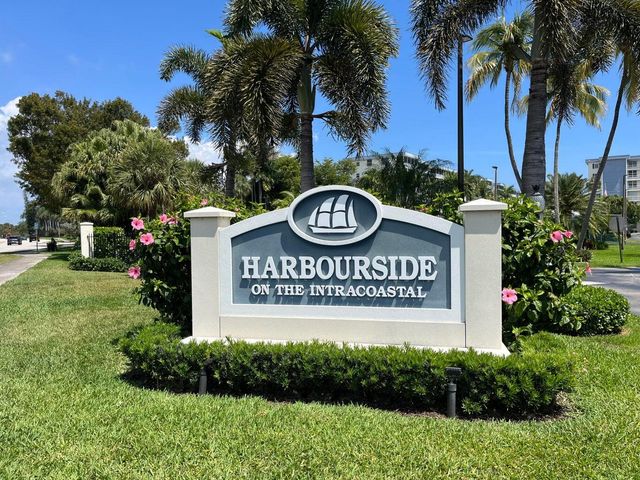 1 HARBOURSIDE Drive 1204, Delray Beach, FL 33483