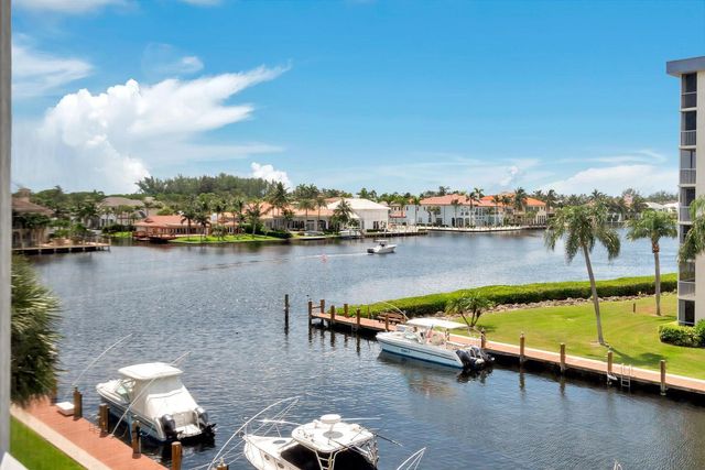 1 HARBOURSIDE Drive 1204, Delray Beach, FL 33483