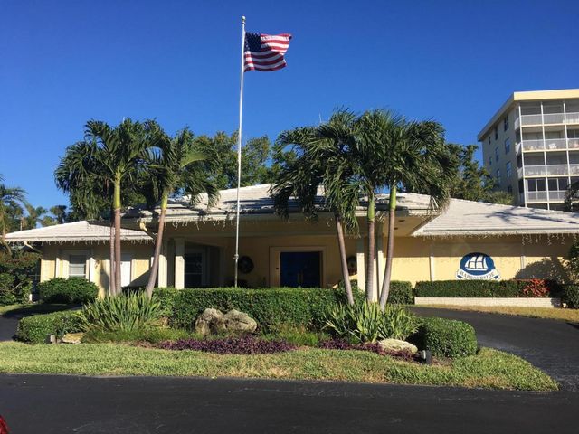 1 HARBOURSIDE Drive 1204, Delray Beach, FL 33483