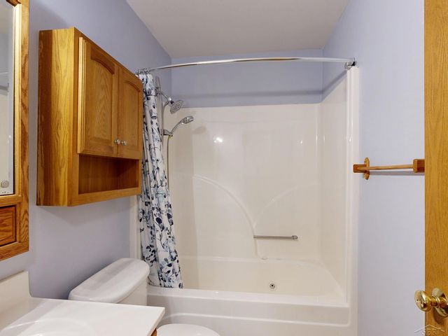 3227 Setting Sun Boulevard, Saginaw, MI 48603